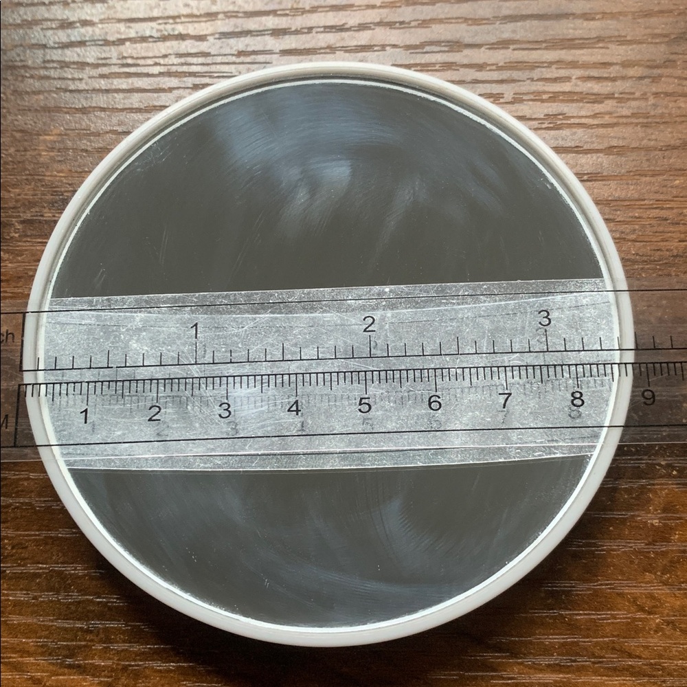 Magnifying mirror - Picture 5 of 5